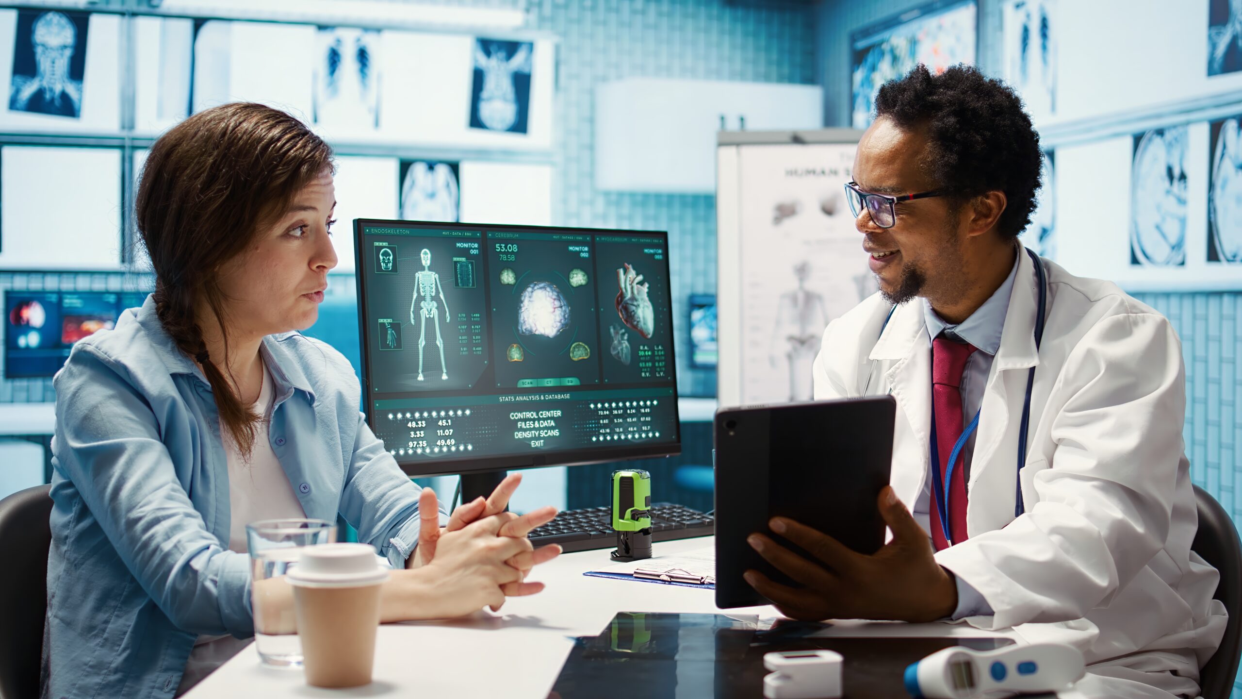 Navigating the Digital Diagnosis: What Doctors Think About Your Google Searches (and AI)